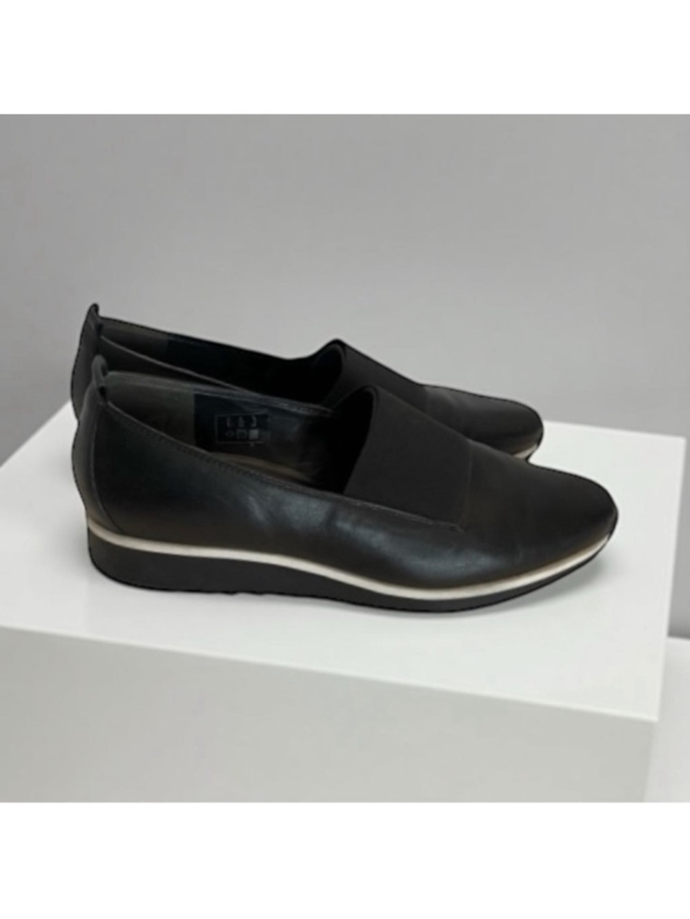 Hogl Australian brand black leather slip on grip sole comfort shoe size 10